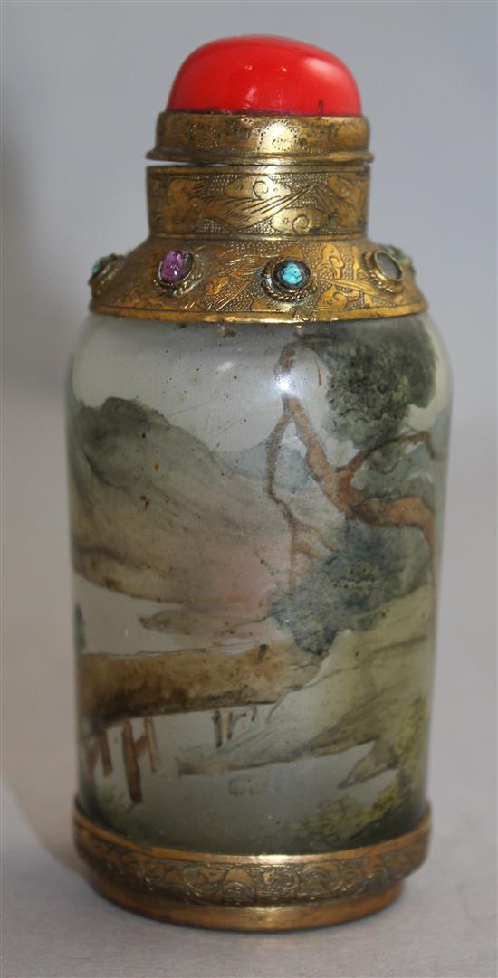 A Chinese inside-painted glass table snuff bottle, early 20th century, Richards no. 72